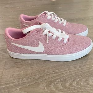 New w/o tags! Nike SB solar soft canvas shoes
